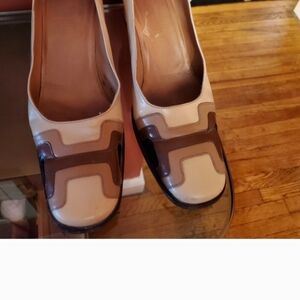 VINTAGE HERMES Vintage Beige and Brown Women's Shoes